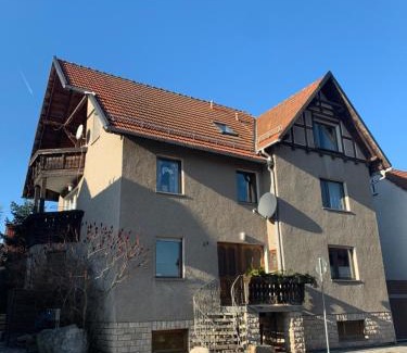 Eichsfelder Kessel Appartement | 3-Raum Ferienwohnung zentral gelegen, möbliert