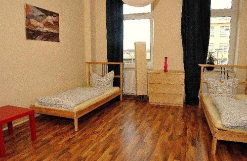 Innere Neustadt Appartement | 3-Raum-Fewo-Dresden-Zentrum-Balkon-Blick-auf-Altstadt-L10
