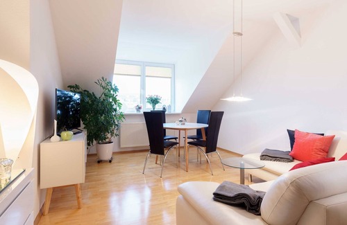 Andreasvorstadt Appartement | 3 Raum-wohnung mit Blick auf die Zitadelle Petersberg - Neu-wohnung mit Blick auf die Zitadelle