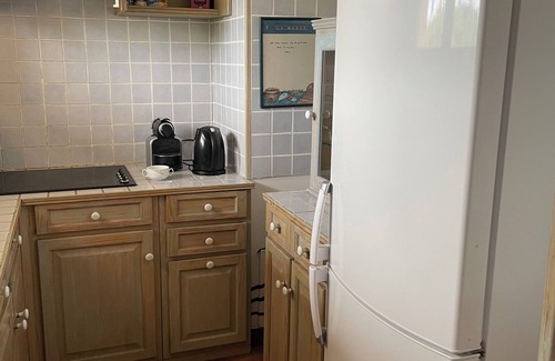 Frejus Plage Appartement | Appartement 3 pièces à 5 mns à pied de la plage,avec un grand balcon traversant