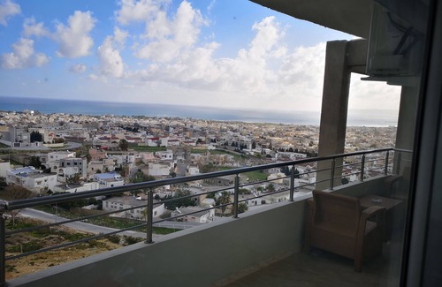 Bizerte Appartement | Appartement 3 pièces dans résidence gardé vue sur mer à Bizerte