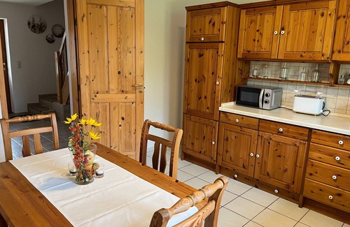 Zurow Appartement | 3-room apartment Landhus (1-4 people + baby) - country idyll OVS 109