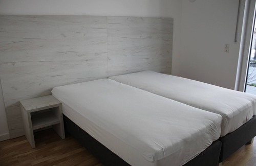 Kelheim Appartement | 3 room apartment with up to 6 single beds, fully furnished in Regensburg/Kelheim