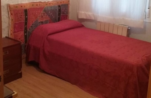 Romareda Copropriété | Appartement de 3 pièces et un garage dans le centre de Saragosse, entièrement équipée. WIFI