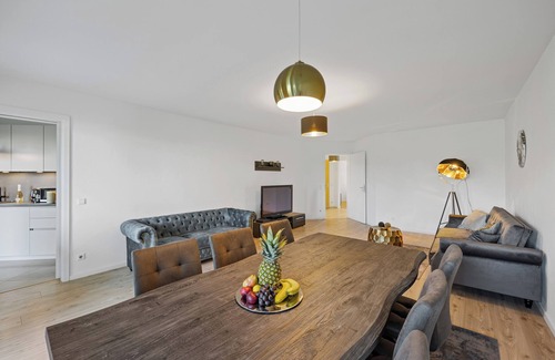 Bad Aibling Appartement | 3 room ground floor apartment with terrace directly at the Kurpark, near train station + Schön Klinik