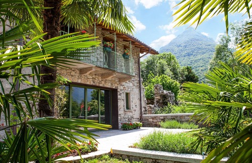 Mergozzo Maison | 3-room rustico with approx. 1,400 m² plot of land
