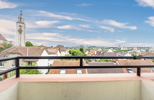 Cachan Appartement | 3 Pièces 45m², calme, 50m RER B & commodités, 15 min PARIS EXPO 2024
