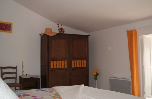 Cheffois Maison | 3 Chambres proches Puy du Fou et Marais Poitevin, 6 personnes.
