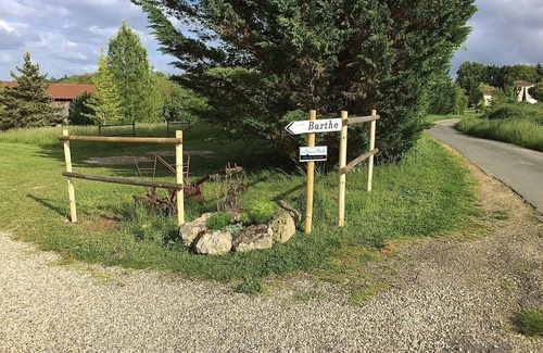 Nerac Maison | Gîte 3 étoiles pour 6 à 8 personnes avec piscine à Nérac