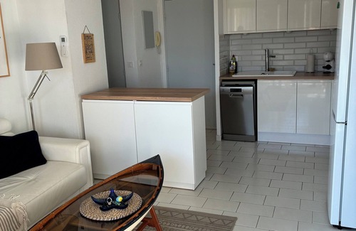 Plage d'Argeles Appartement | T2 classé 3 étoiles avec loggia au port d'Argelès