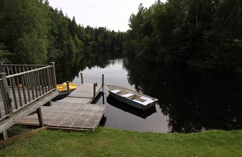 Murray Harbour Cottage | Kozy Coin -1 Chambre Cottage Forest & Cottages Ruisseau