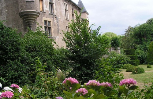 Vieux Vichy Appartement | STUDIO MEUBLE CLASSE 3* IDEAL CURISTES, TERRASSE DE 30M2, MAGNIFIQUE VUE