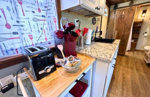 Hico Maison | 3 Tiny Town Romantic tiny home Animals Fire Pit by Vacation Your Way