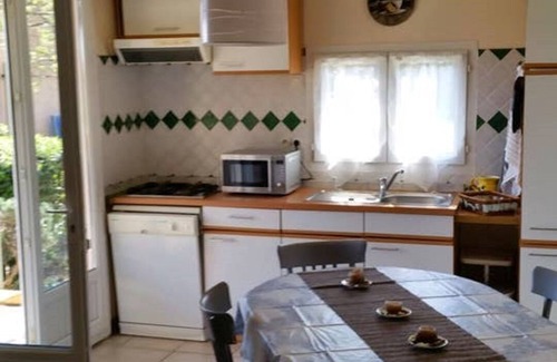 Saint-Andeol-de-Vals Maison | Domaine de 3 logements avec grande piscine au sel 12x6 - Idéal grandes familles
