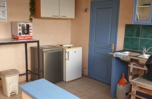 Saint-Andeol-de-Vals Maison | Domaine de 3 logements avec grande piscine au sel 12x6 - Idéal grandes familles