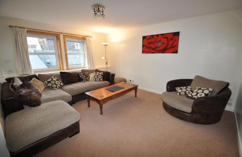 Forres Appartement | 3 Varis Apartments