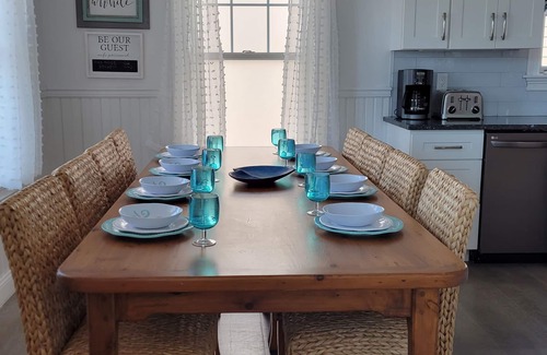 Ocean Beach Maison | 3 Yrs Young HOME & Heated Salt Water POOL - equally convenient to Ocean or Bay!