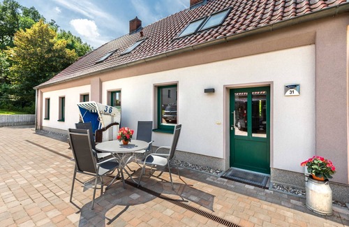 Kroepelin Appartement | 3- Zimmer- Ferienhaushälfte Lucky 2 - Familien Ferienhof Lucky bei Kühlungsborn OFC 08