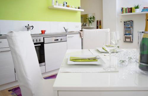 Klagenfurt am Woerthersee Appartement | 3 Zimmer Zentrum , kontaktloser Check in