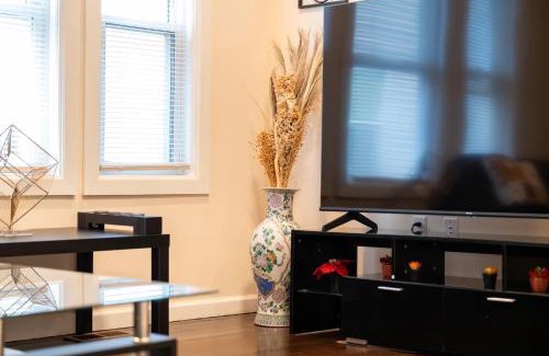 Meeting House Hill Appartement | 30-1 - 4BR Boston - Cozy Apt near Geneva Cliffs