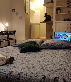 Melun Appartement | 30 Boulevard Studio Apartment - 01