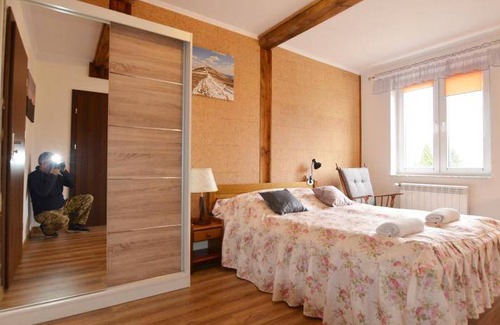 Wetlina Lit Et Petit-Déjeuner | 30 m² Chambre d'hôtes ∙ 4 personnes
