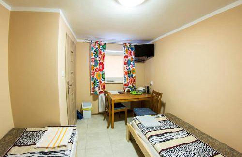 Sieradz Lit Et Petit-Déjeuner | 30 m² Chambre d'hôtes ∙ 3 personnes