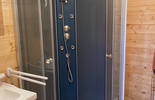 Mont Duplan Maison | Maison indépendante de 30 m2 au fond de notre jardin avec jacuzzi privatif