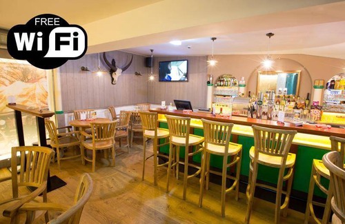 Favoriten Auberge | 30 m² Auberge de jeunesse ∙ 127 personnes