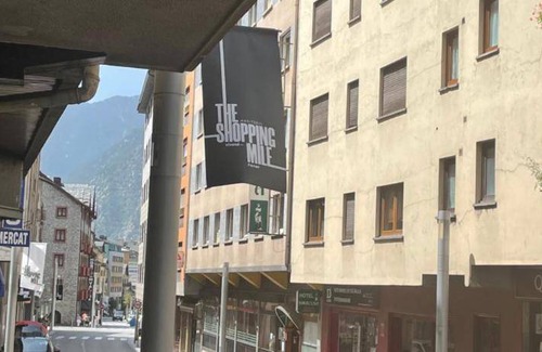 Les Escaldes Auberge | 30 m² Auberge de jeunesse ∙ 4 personnes