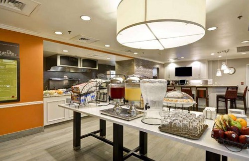 Round Rock Hôtel | 30 m² Hôtel ∙ 127 personnes