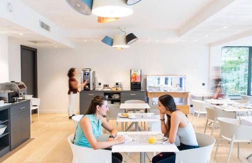 Gradignan Appartement | 30 m² Résidence de tourisme ∙ 127 personnes