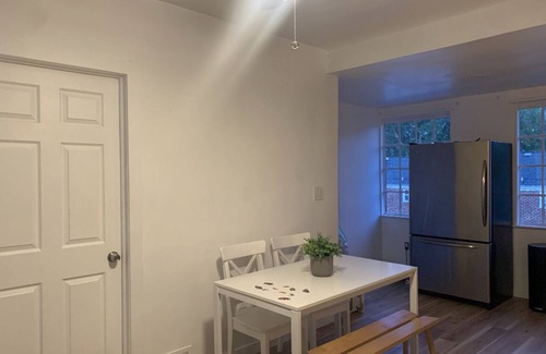 Elizabeth Appartement | 30 min driving to Manhattan nyc 5 min to train station