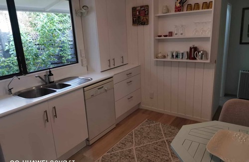 Snells Beach Appartement | 30 steps to beach