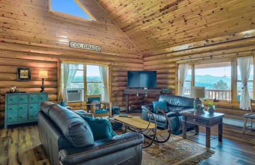 Sedalia Maison | 3000 Sq. Ft. Cabin Near Woodland Park CO With Game Room On 6 Acres.