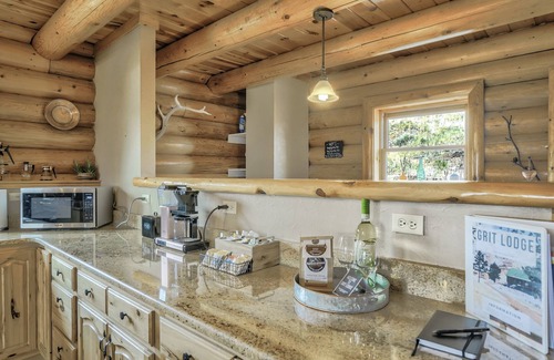 Sedalia Maison | 3000 Sq. Ft. Cabin Near Woodland Park CO With Game Room On 6 Acres.
