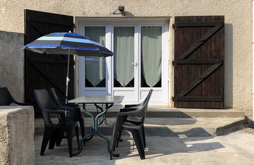 Durfort Appartement | A 300m de la plage du Lac de St Ferréol, location en rez-de chaussée de maison