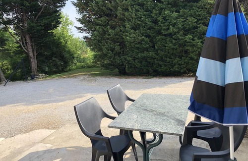 Durfort Appartement | A 300m de la plage du Lac de St Ferréol, location en rez-de chaussée de maison
