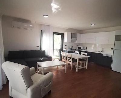 Turgutreis Appartement | 300m to Beach 2 Bedroom Garden Floor Flat with Pool B1 - Yeni Dünya Bodrum