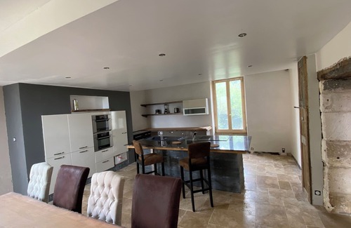 Chapdeuil Lit Et Petit-Déjeuner | Maison de maître 300m2, sérénité absolue à 1h30 de l’océan