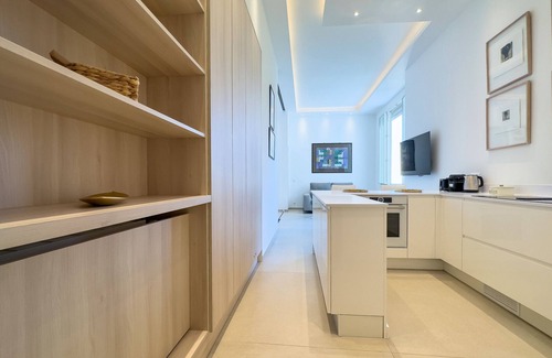 California - Pezou Appartement | 303 Le Gallia