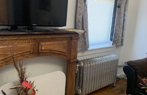 Boone Appartement | #303 Victorian Suite in Historical Building, 10 Miles from Ames, ISU, Boone, IA