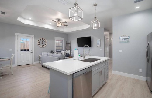 West Panama City Beach Maison | 308 George C Wallace Blvd by Blue Swell