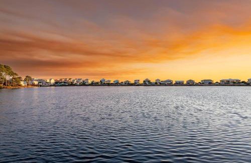 Dune Allen Beach Maison | 30A Pelican Watch