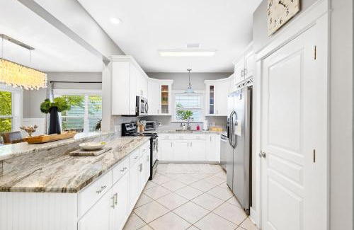 Village of Sugar Beach Maison | 30a Shell Yeah! by Stay on 30a- Golf Cart-Bikes!