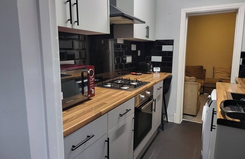 Burslem Appartement | 30 mins from Alton Towers - Panama Apartments/Lodge