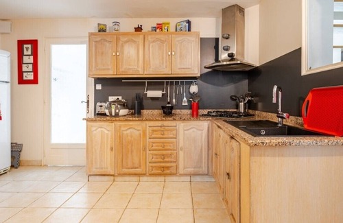 Dax Maison | 30mn des plages, grande maison 8 p avec patio andalou et piscine privée.