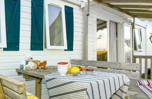 Villeneuve-les-Avignon Maison | 31 m² Mobil-home ∙ 2 chambres ∙ 6 personnes