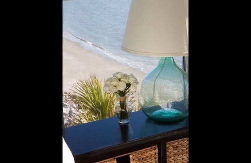 Sullivan's Island Maison | Aussi bon que possible…. 5BR Luxueux Sullivan's Island VIP, Oceanfront, piscine privée. 250 $ de crédit d'équipement de plage!