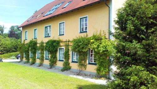 Wald Appartement | 3144 Ferien am SCHLOSS WALD Ap RAPHAEL